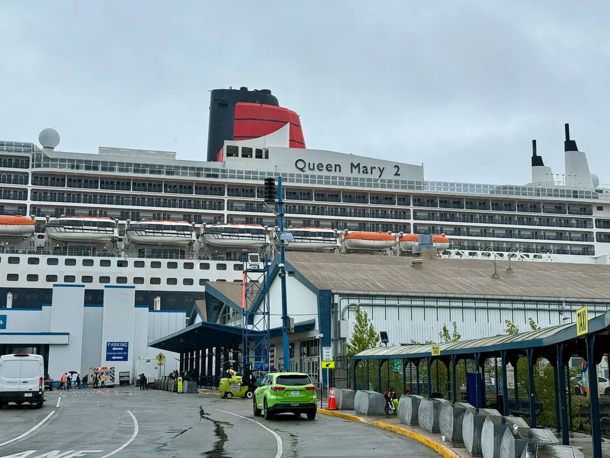 Queen Mary 2