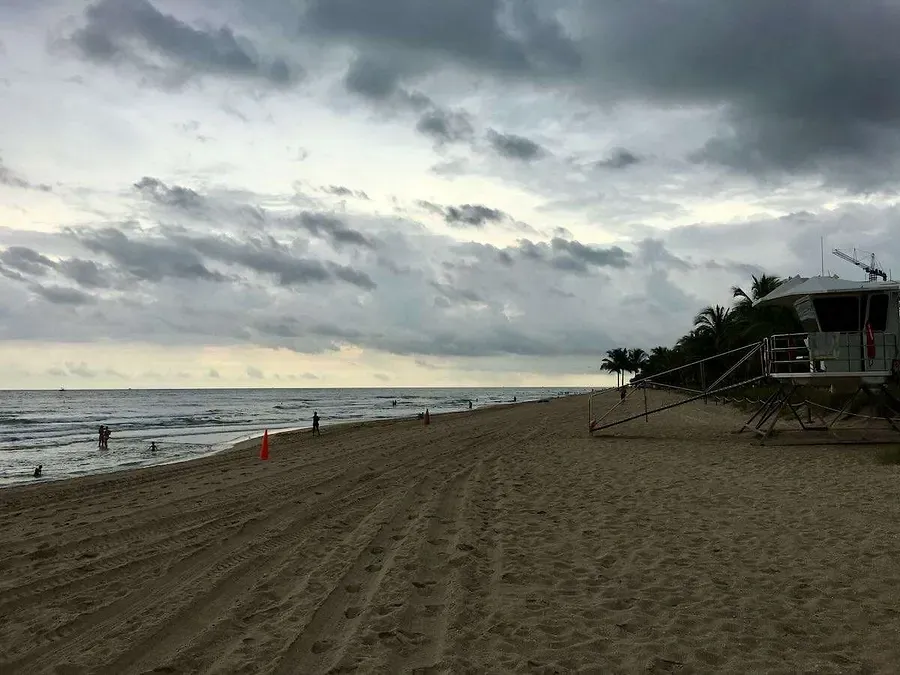 Fort Lauderdale beach at dawn