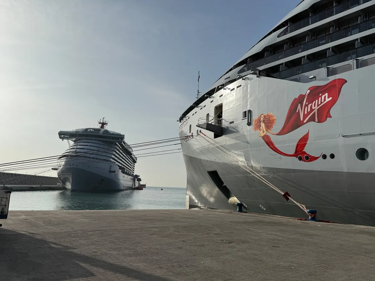 Scarlet Lady Review: The Honest Take