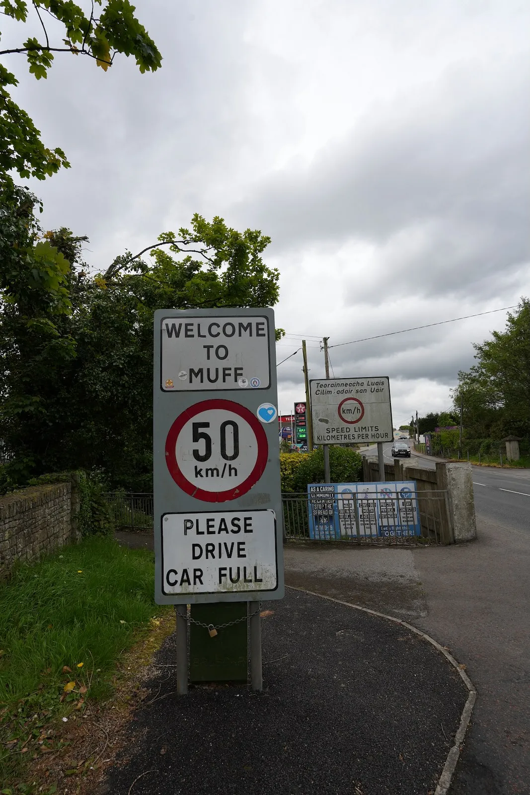 Welcome to Muff road sign with 50 km/h speed limit in Inishowen, County Donegal