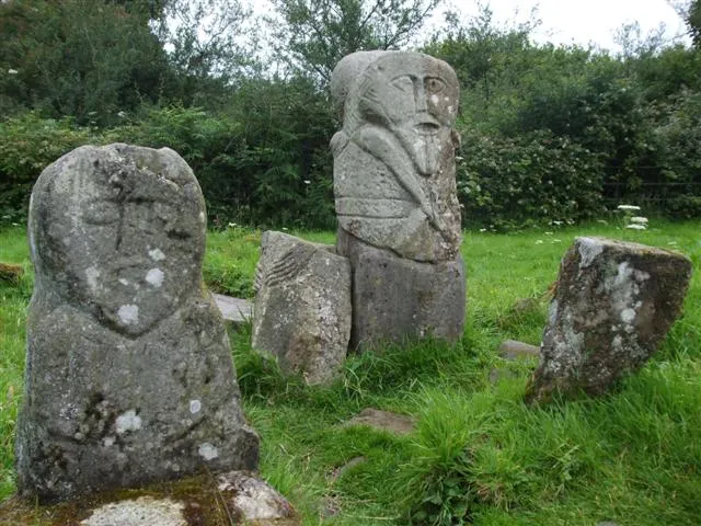 Janus figure, Caldragh Graveyard, Boa Island. Photo: Geograph.org.uk
