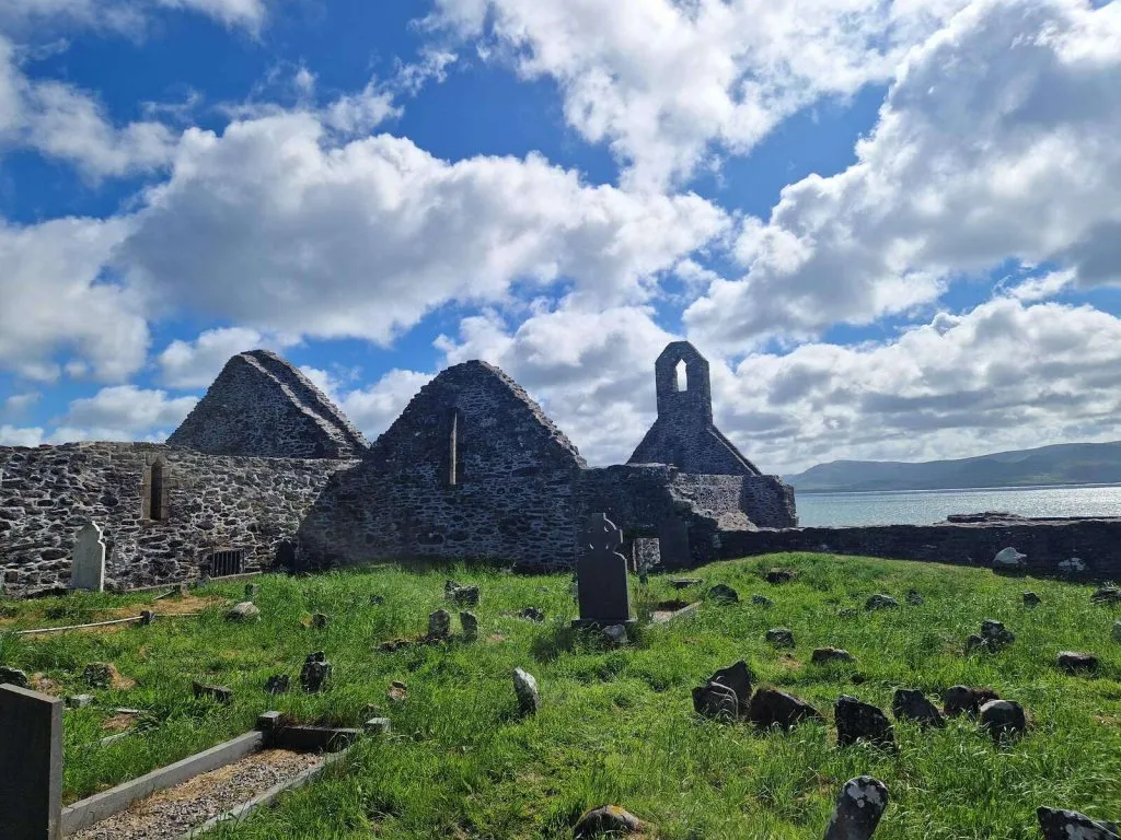 Ballinskelligs Abbey, Ballinskelligs Bay, Co Kerry
