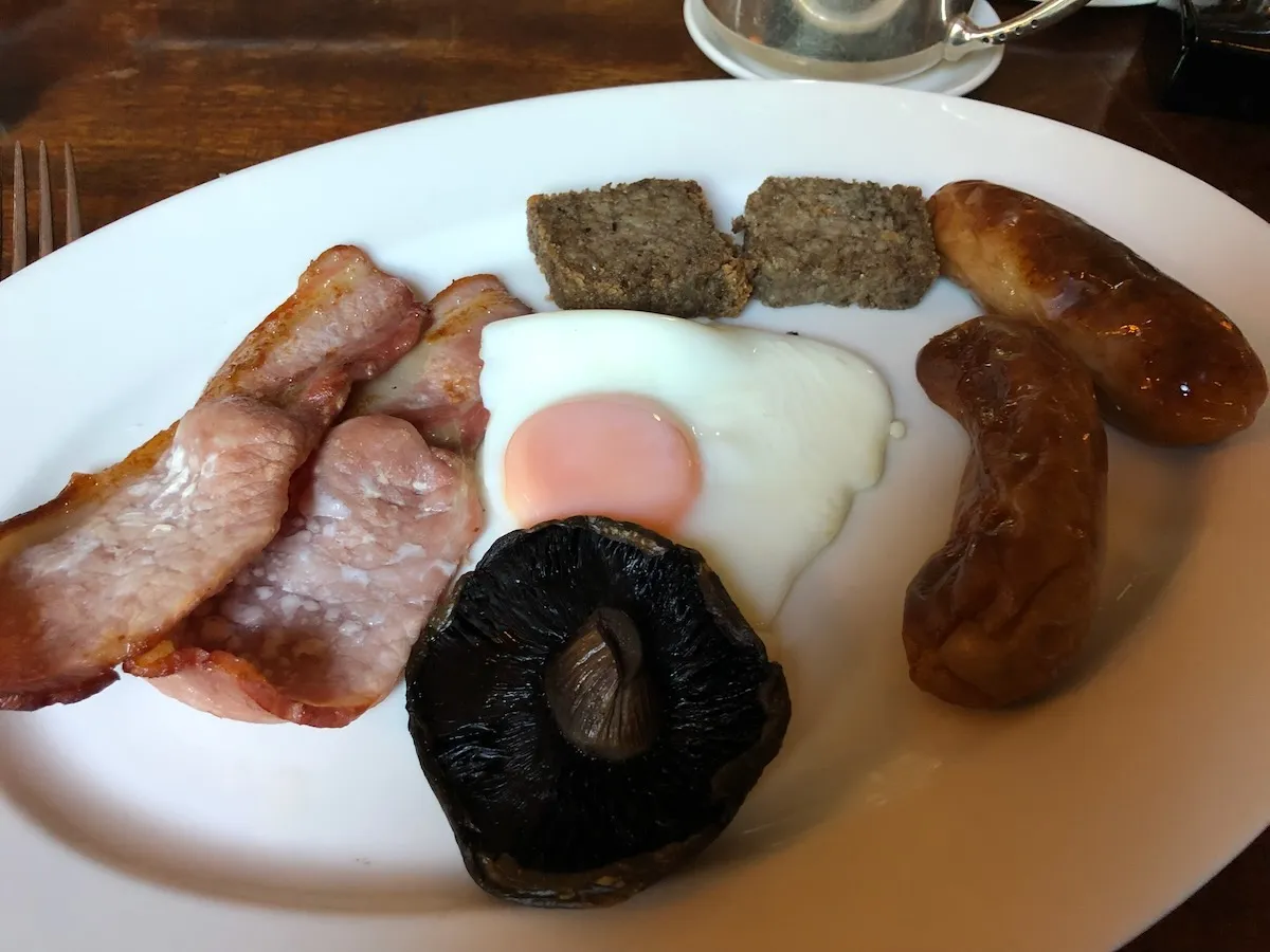 Dublin Hotels with Breakfast Included: Best Value Options in an Expensive City