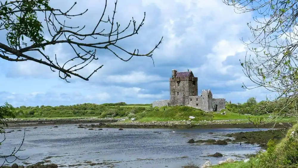 10+ Reasons You Should Visit Ireland