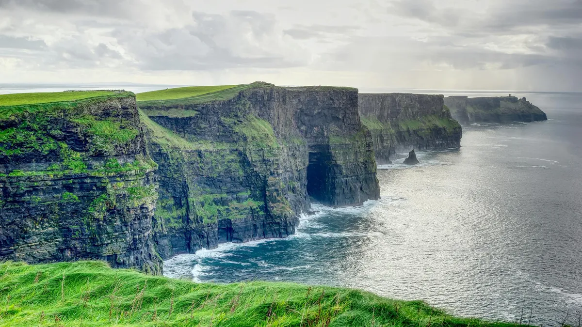 My Family Lives in County Clare: Here's How We Visit the Cliffs of Moher