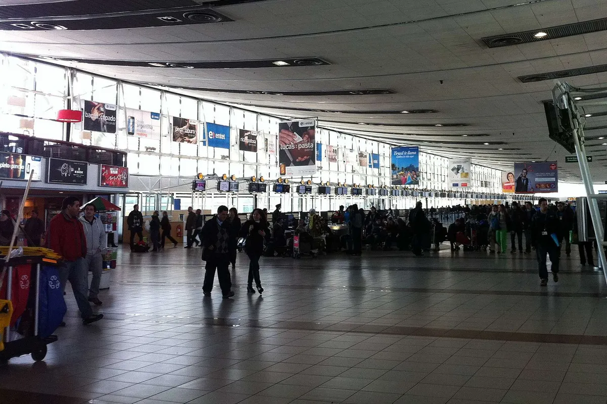 Arrivals & Transfers | Santiago Airport, Chile (SCL)
