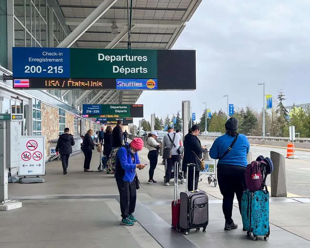 How to get from YVR (Vancouver Airport) to downtown Vancouver