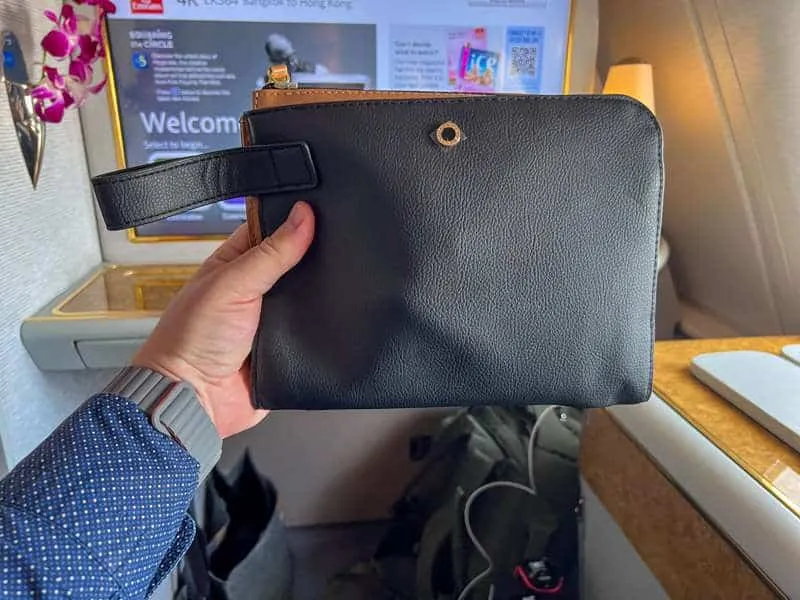 The leather amenity kit offered in Emirates First Class 
