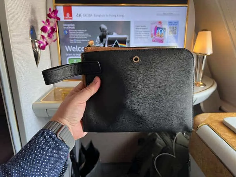 What's included in Emirates First Class - Amenity Checklist