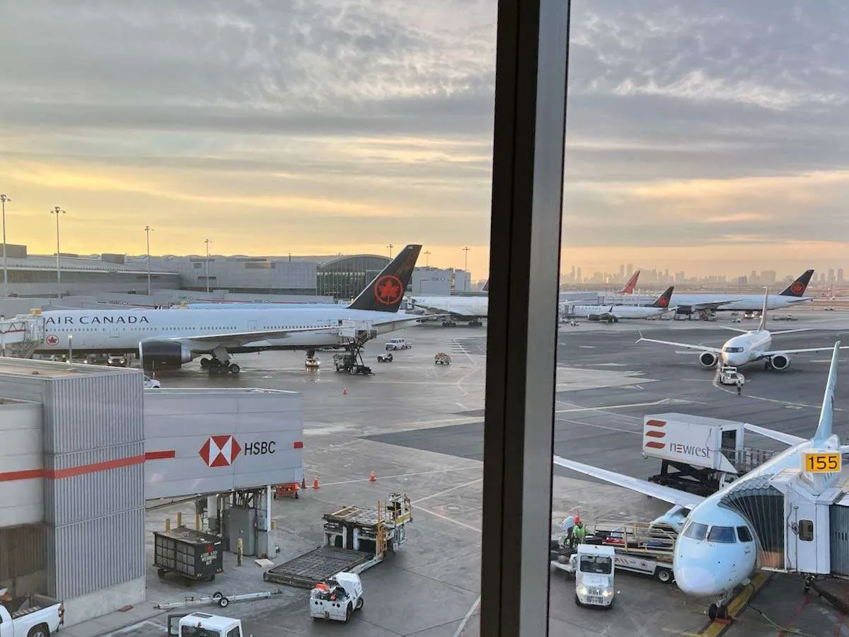 ArriveCAN for Tight Connections: How I Used Canada's App At Toronto Pearson