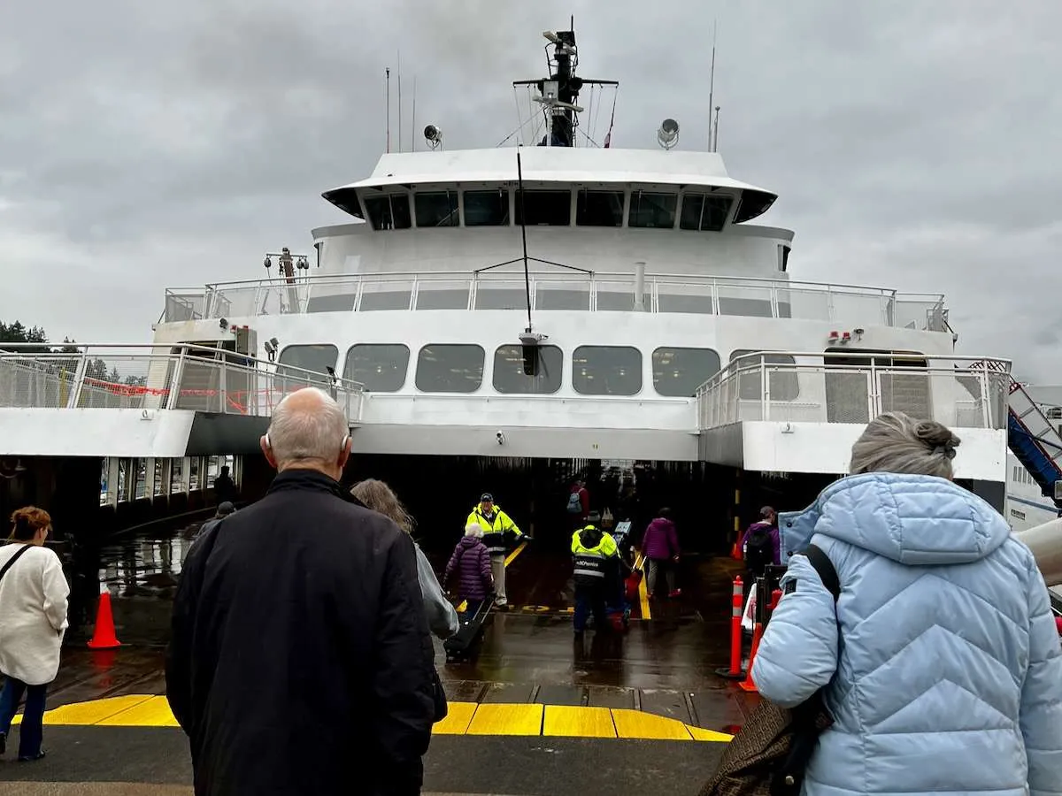 Boarding the ferry at Horseshoe Bay