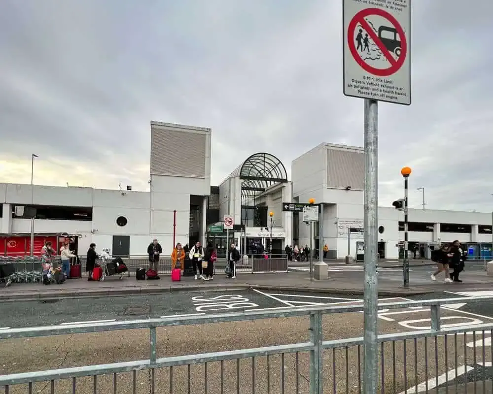Drop off point at Dublin Airport 