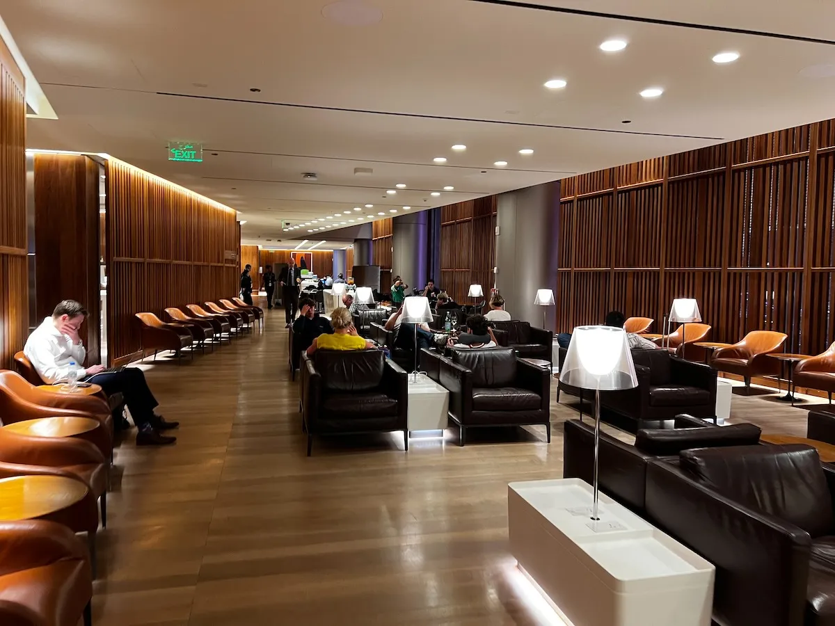Oryx Lounge Review at Doha International Airport: Is It Worth Paying For?