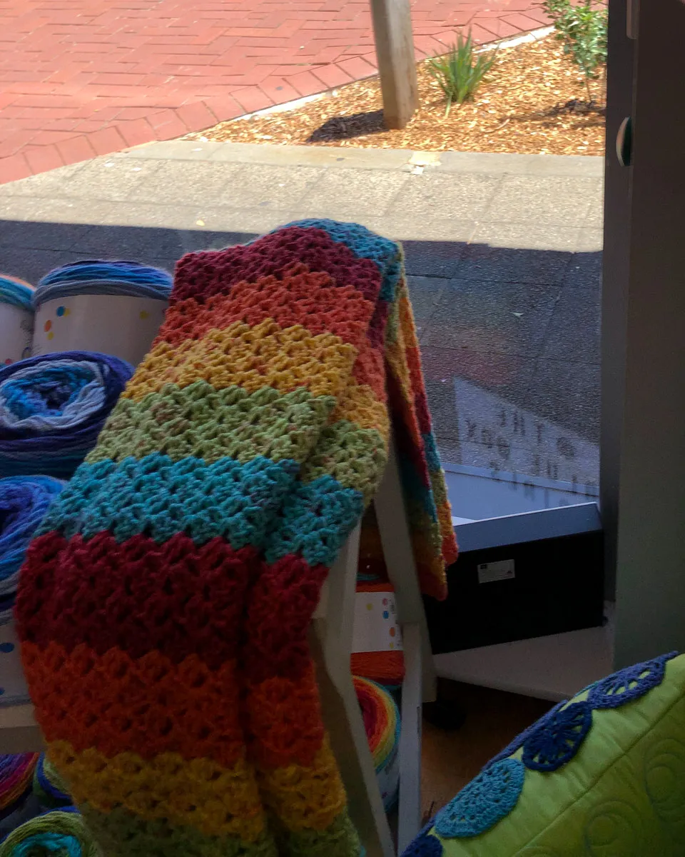 Yarn shelves