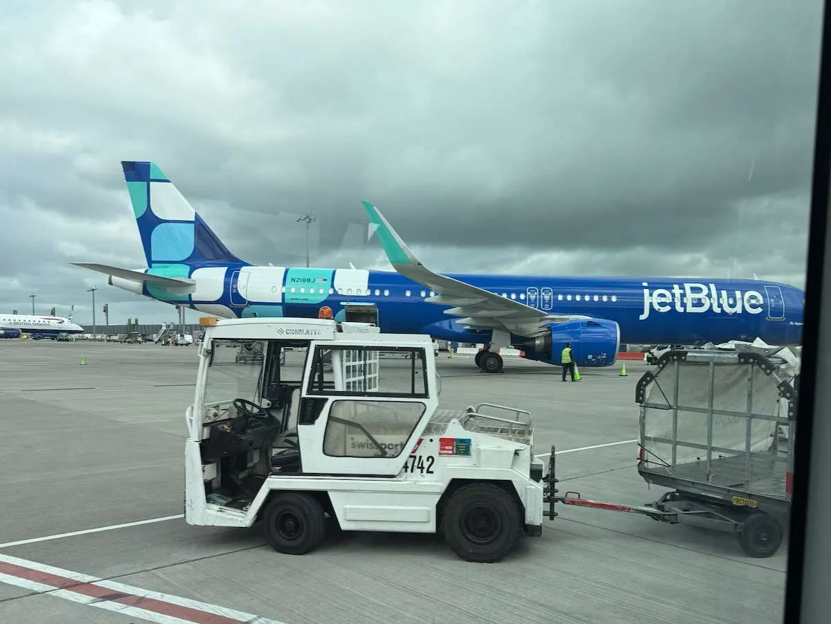 JetBlue Legroom 2026: What the "Mini Mint" Rollout Means for Economy Passengers