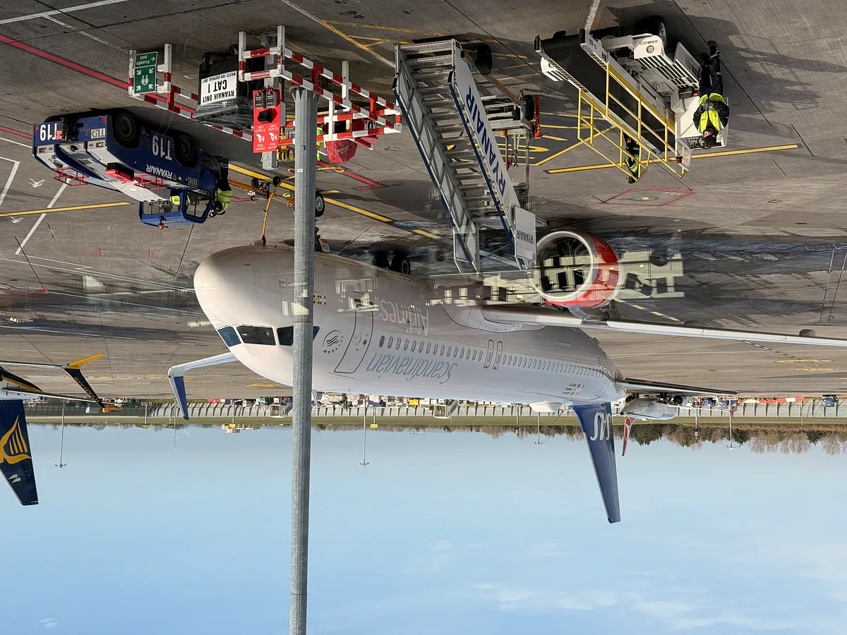 SAS A320 at Dublin Airport before flight SK 4604 to Oslo
