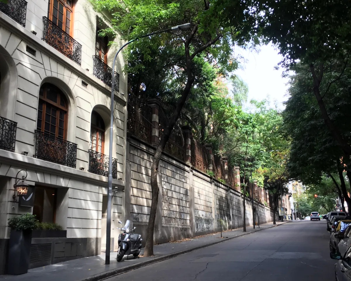 Street view in Recoleta, Buenos Aires